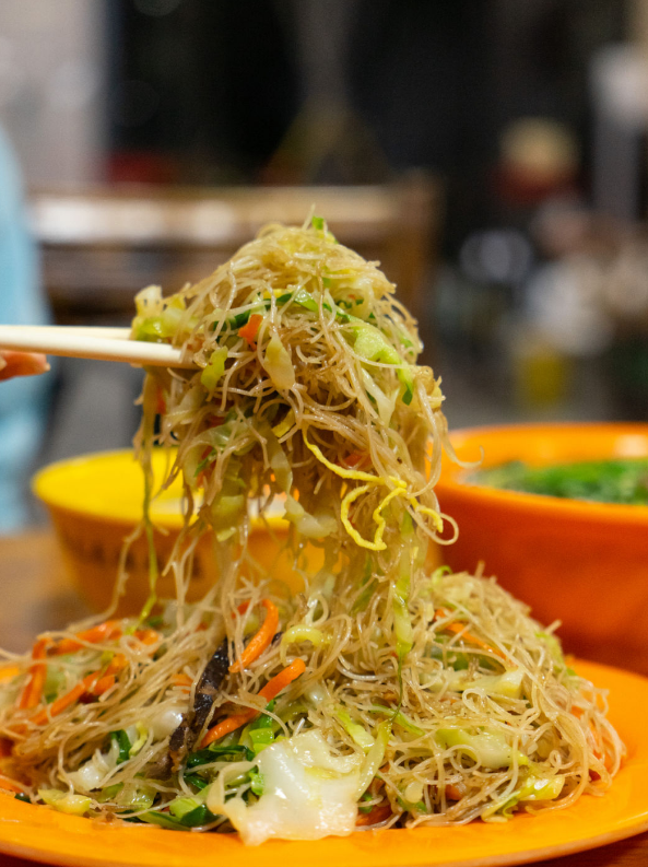 Mid-Autumn in Wenzhou: Old Duck, Taro, Rice Noodles, and the Osmanthus Croaker